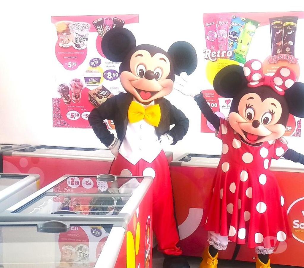 Serviços para eventos Sao Paulo SP Mooca - Fotos para Porta Loja Animação personagens vivos cover inauguração