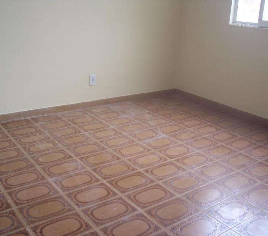 Alugar apartamentos Rio de Janeiro RJ Outros Bairros Rio de Janeiro RJ - Fotos para Urgente ! Ótima casa linear imperdível