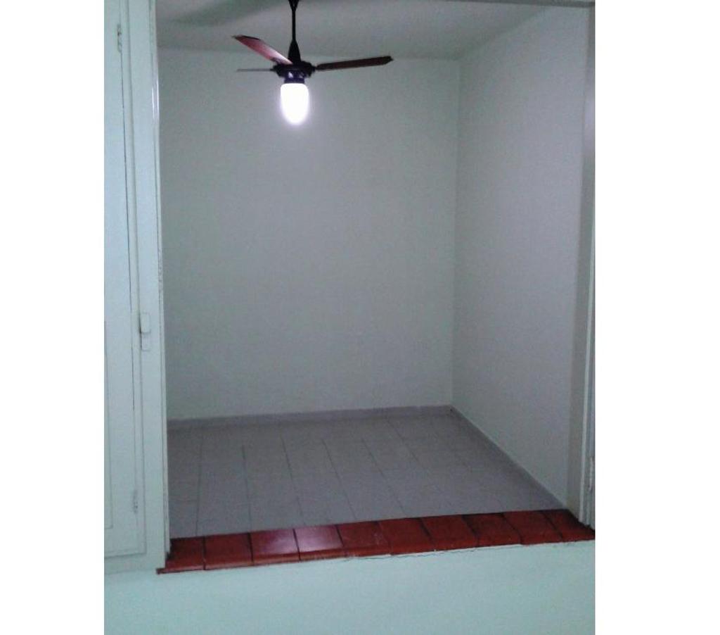 Apartamentos a venda Rio de Janeiro RJ Penha, Rio de Janeiro - Fotos para Casa de Fundos na Vila da Penha