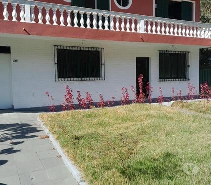 Apartamentos para vender - Fotos para CASA PETRÓPOLIS CASTELANEA EM 2 PAVIMENTOS