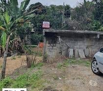 Terreno Já com Início de uma Construção