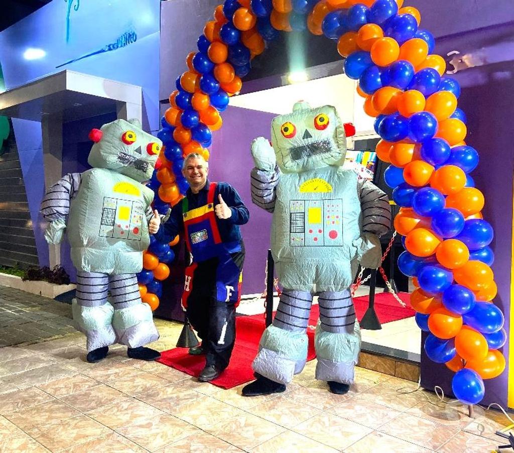 Serviços para eventos Sao Paulo SP Mooca - Fotos para Robo infantil personagens vivos festa evento