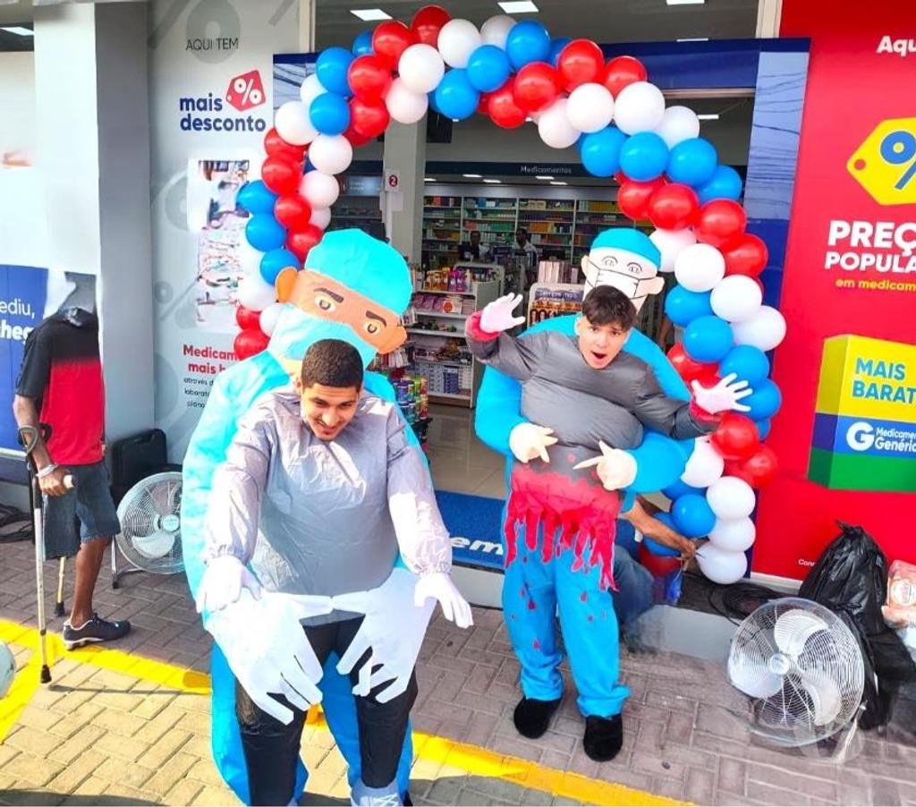 Serviços para eventos Sao Paulo SP Mooca - Fotos para Animação Loja médicos personagens vivos cover