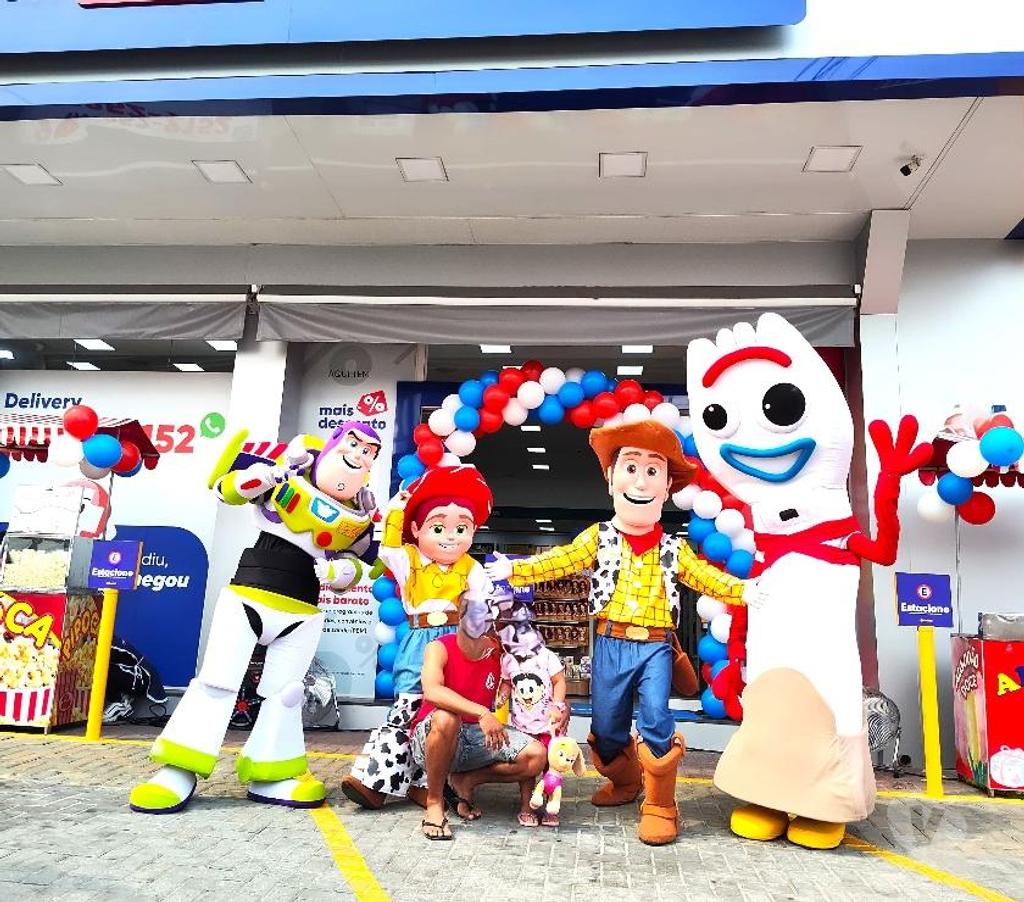 Serviços para eventos Sao Paulo SP Carrão - Fotos para Animação Porta Loja comercio Locução