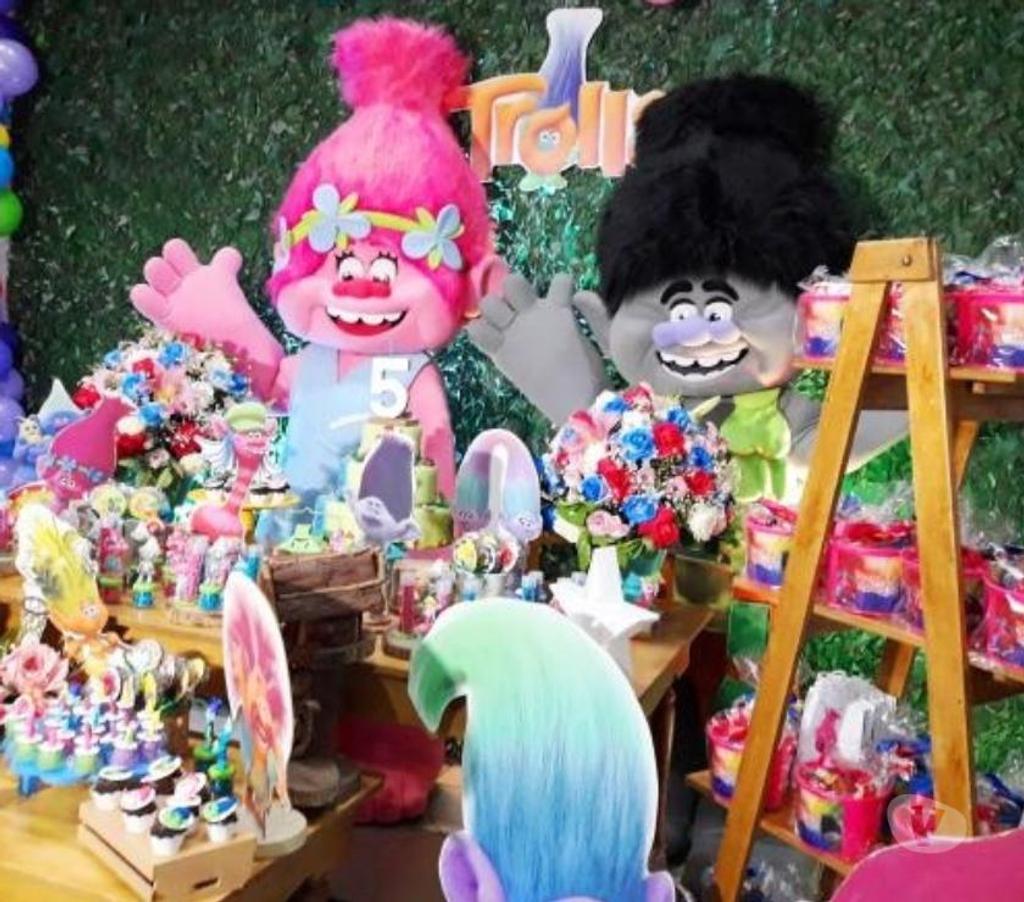 Serviços para eventos Sao Paulo SP Itaquera - Fotos para Personagens vivos Trolls cover animação festa infantil