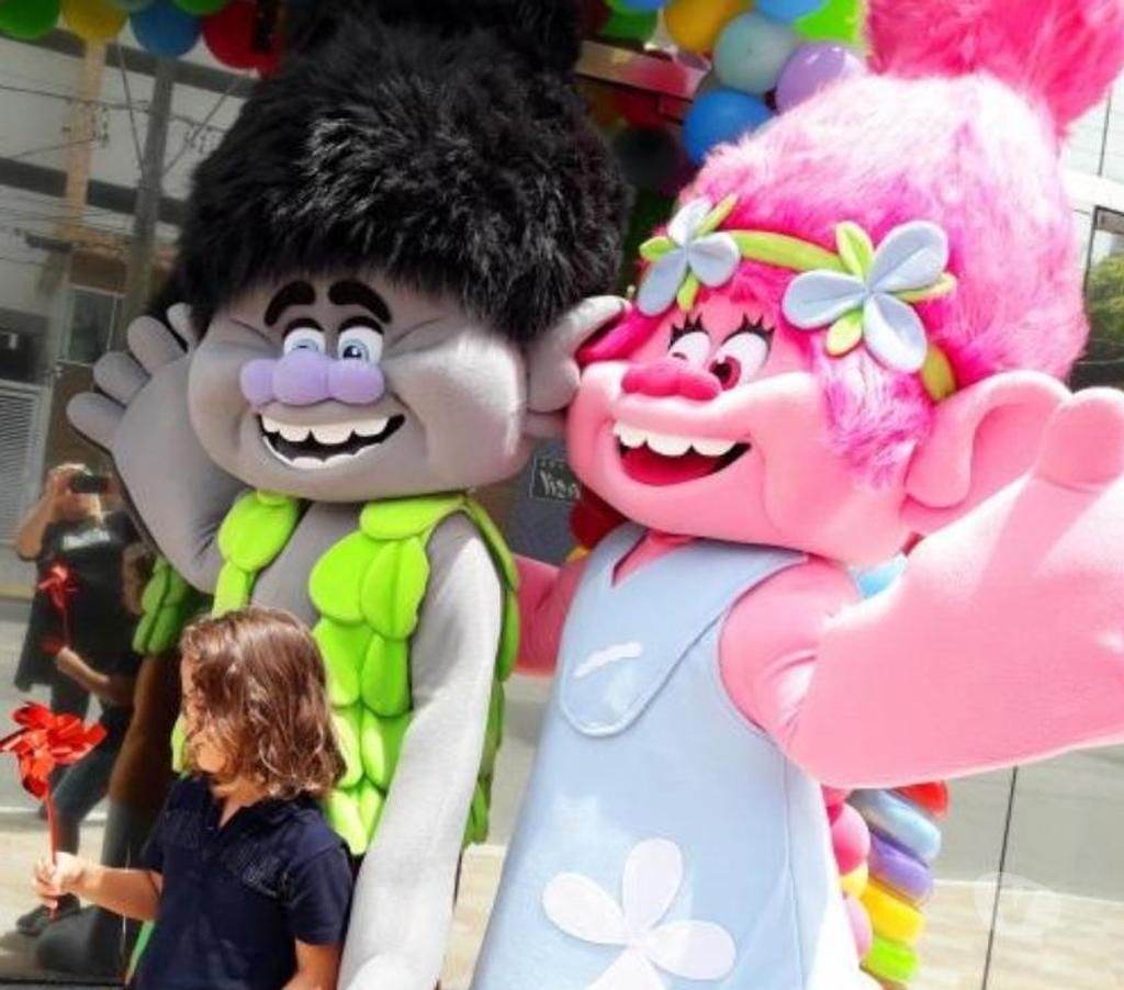 Serviços para eventos Sao Paulo SP Itaquera - Fotos para Personagens vivos Trolls cover animação festa infantil