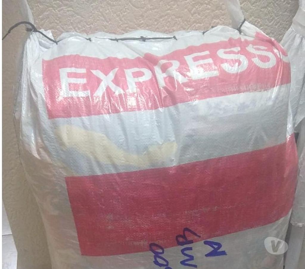 Roupas e Acessórios Alta Floresta MT - Fotos para Atacado de roupas usadas para brechós