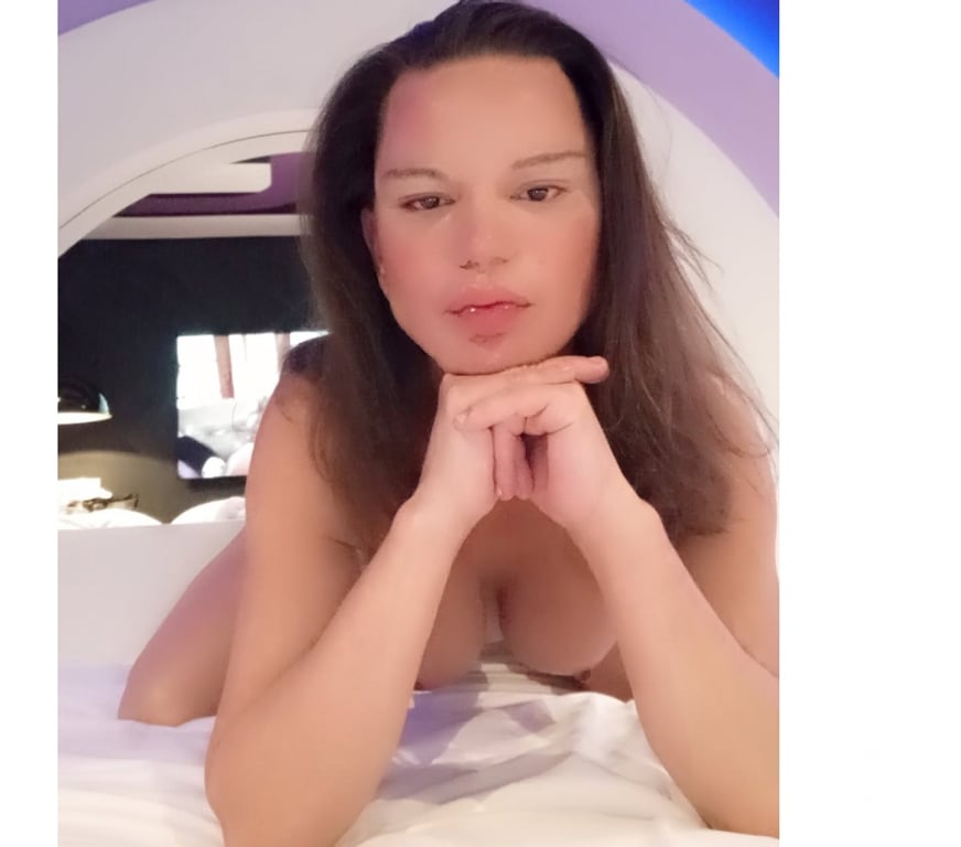 Garotas de programa Sao Paulo SP Sé, São Paulo - Fotos para Roberta vaz trans metrô Sé Largo são Francisco