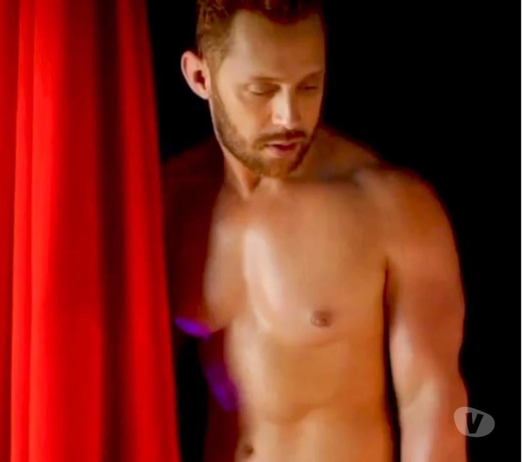 Acompanhantes masculinos Sao Paulo SP República - Fotos para Massagem e depilacão