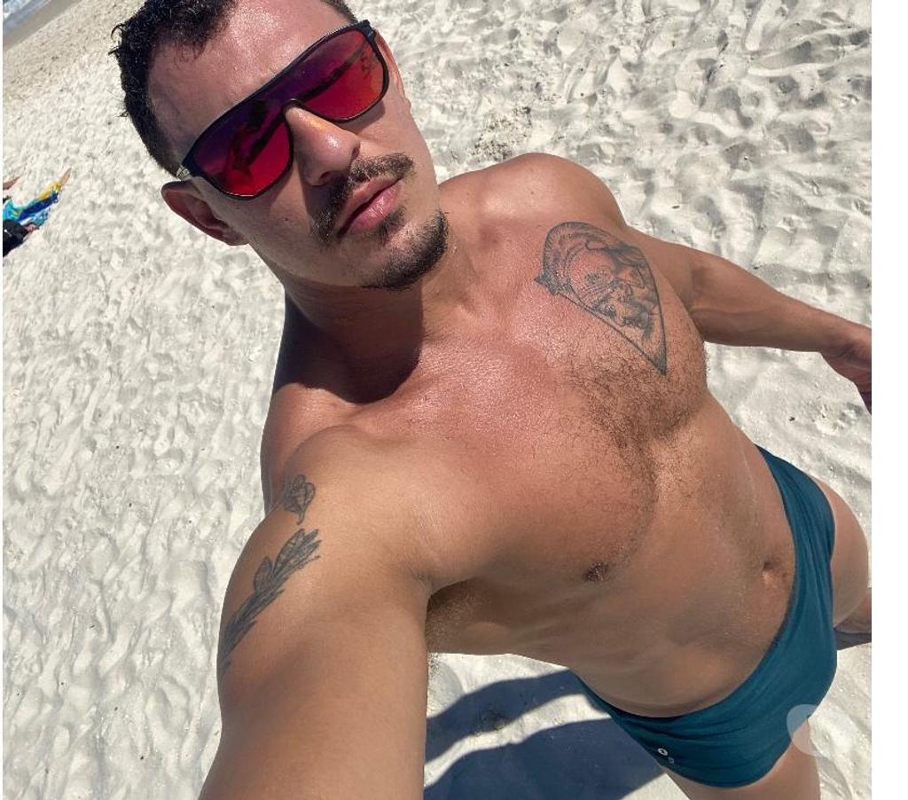 Acompanhantes masculinos Curitiba PR Matriz - Fotos para Ativo Másculo | Discreto | Prazer Garantido Cigano