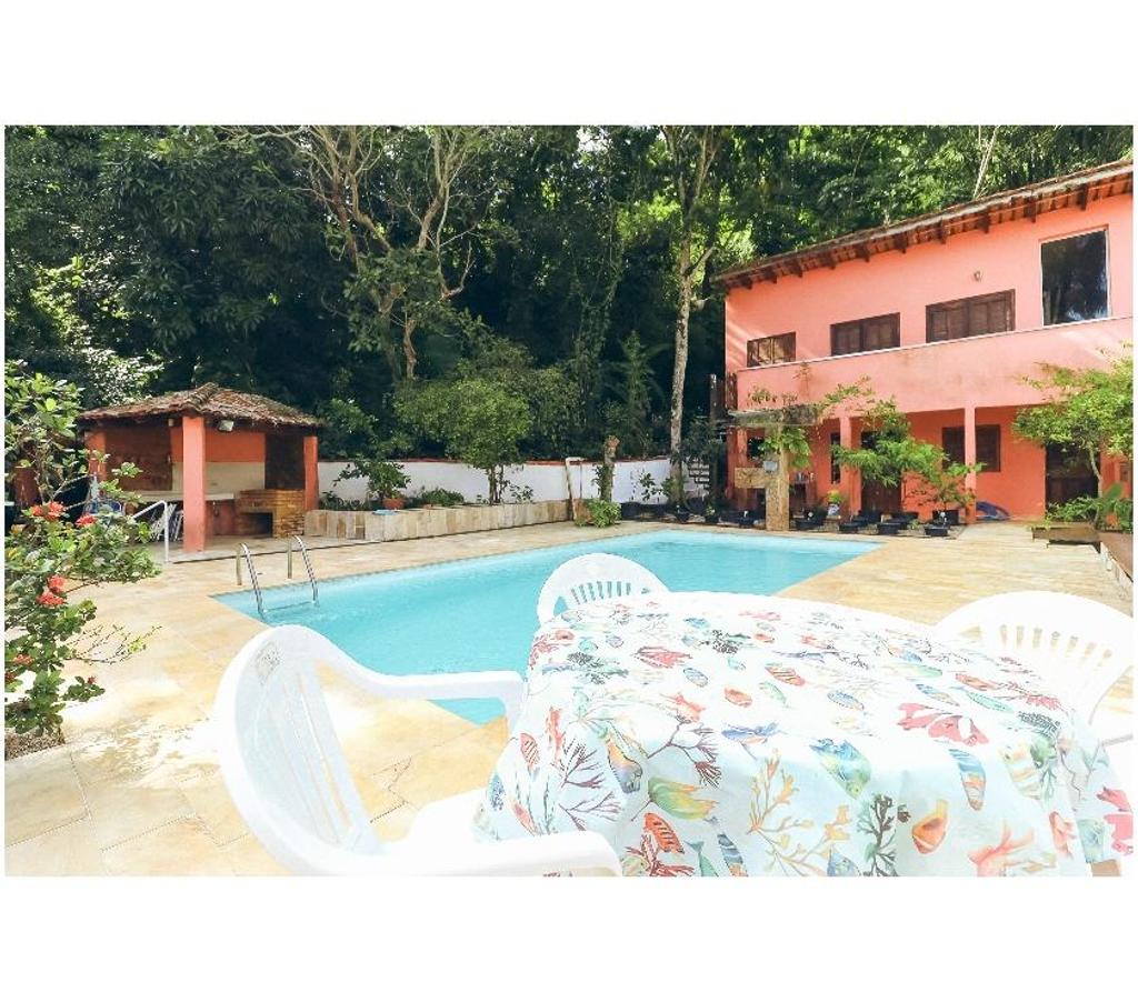Apartamentos a venda Sao Sebastiao SP - Fotos para Casa com 4 quartos a 50 metros da areia na praia de Guaecá