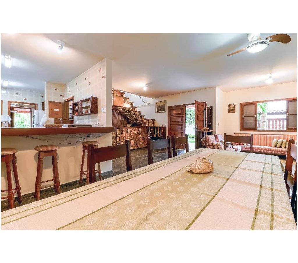 Apartamentos a venda Sao Sebastiao SP - Fotos para Casa com 4 quartos a 50 metros da areia na praia de Guaecá