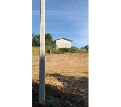 Lotes - Fotos para Vendo um terreno no bairro Verdinho Criciúma