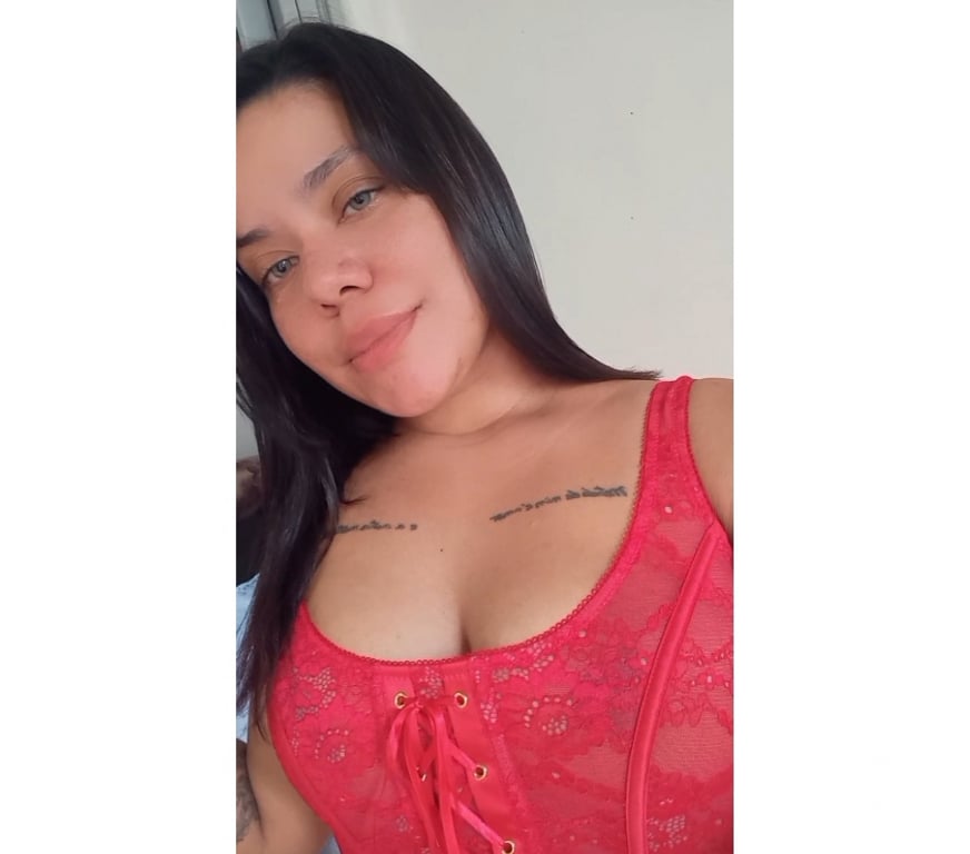 Garotas de programa Igarassu PE - Fotos para Bucetão enorme e super apertadinha!!