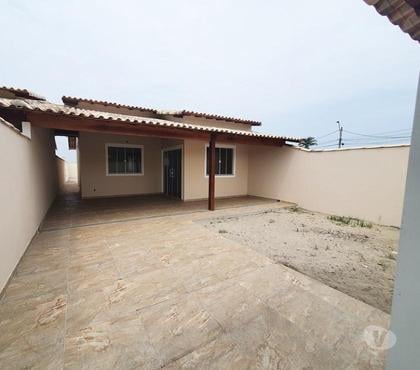 Apartamentos - Casas venda - images_alt_text Casa Bem Localizada, 2 Qtos (sendo 1 Suíte) Sala Ampla.