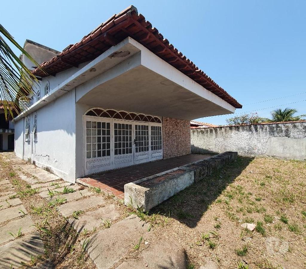 Apartamentos a venda Marica RJ - Fotos para Casa Para Reformar, Cordeirinho De 3 Qtos Nos Fundos CAnexo