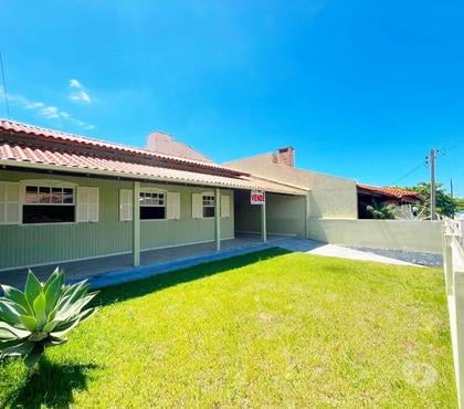 casas para vender - Fotos para Casa de madeira no Balneário Arroio corrente - JaguarunaSC