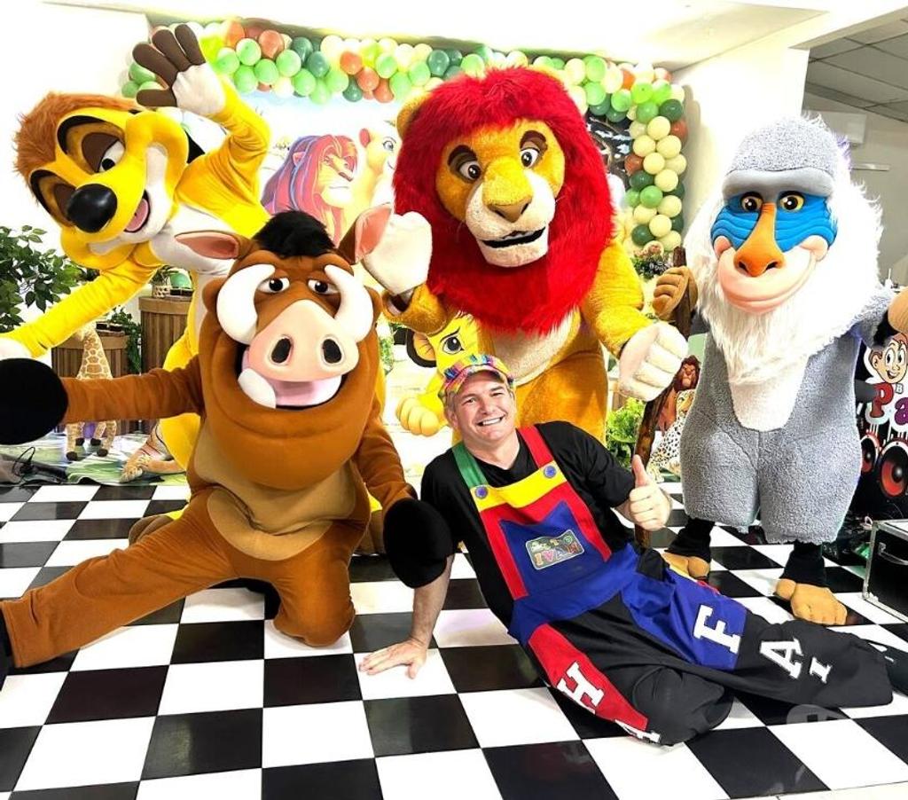 Serviços para eventos Sao Paulo SP Casa Verde - Fotos para Simba Rei Leão Timão Pumba personagens vivos
