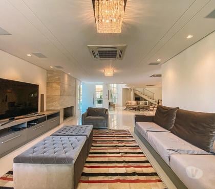 Apartamentos a venda Jurerê Internacional Florianopolis SC - Fotos para Casa À Venda em Jurerê Internacional à100mts do Mar!