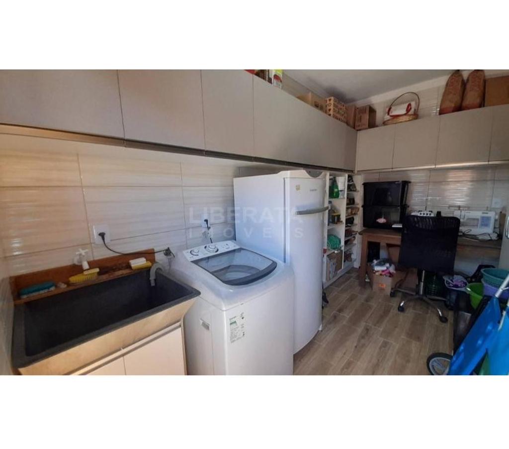 Apartamentos a venda Navegantes SC - Fotos para Casa a venda na Meia Praia, Navegantes, SC