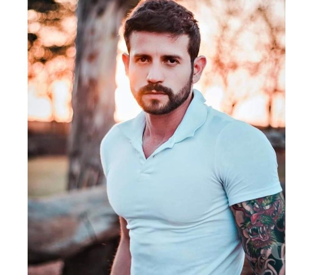 Acompanhantes masculinos Sao Paulo SP Jardim Paulista - Fotos para Massoterapeuta e acompanhante