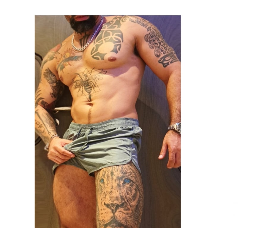 Acompanhantes masculinos Sao Paulo SP Liberdade - Fotos para OLLYVER DO'T LIBERDADE