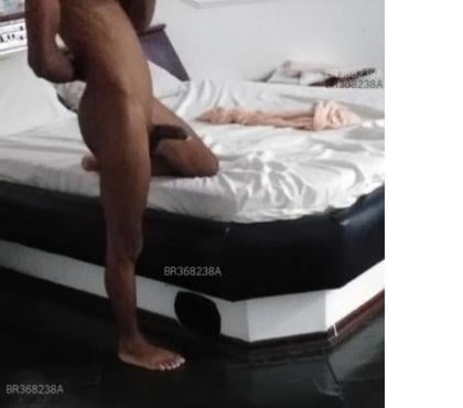 Encontros Casuais - Fotos para Turista roludo afim de diversão