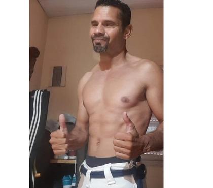 Encontros Casuais - Fotos para Adoro buceta e cu de mulheres casadas e mulheres trans