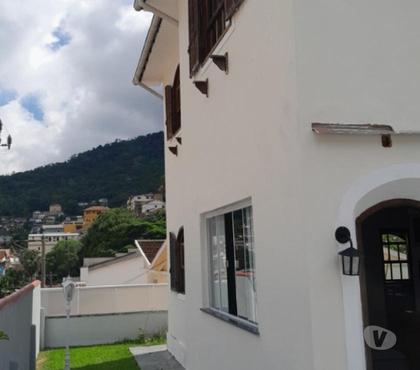 Casas para comprar - Fotos para CASA PETRÓPOLIS MOSELA 4 QUARTOS RUA PRÓXIMA A IGREJA