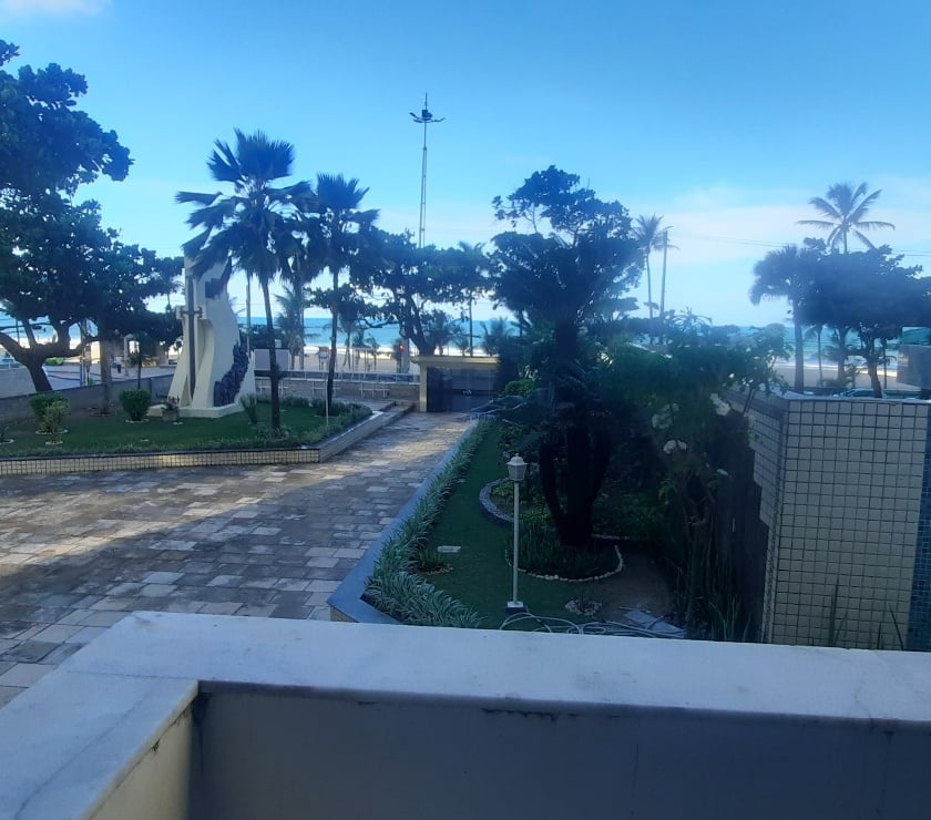 Apartamentos a venda Recife PE - images_alt_text Vendo apto na Av Boa Viagem. Edf Portugal. 204m2