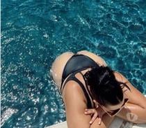 Acompanhante, Massagista também