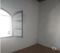 Casa linear em ótima localização;