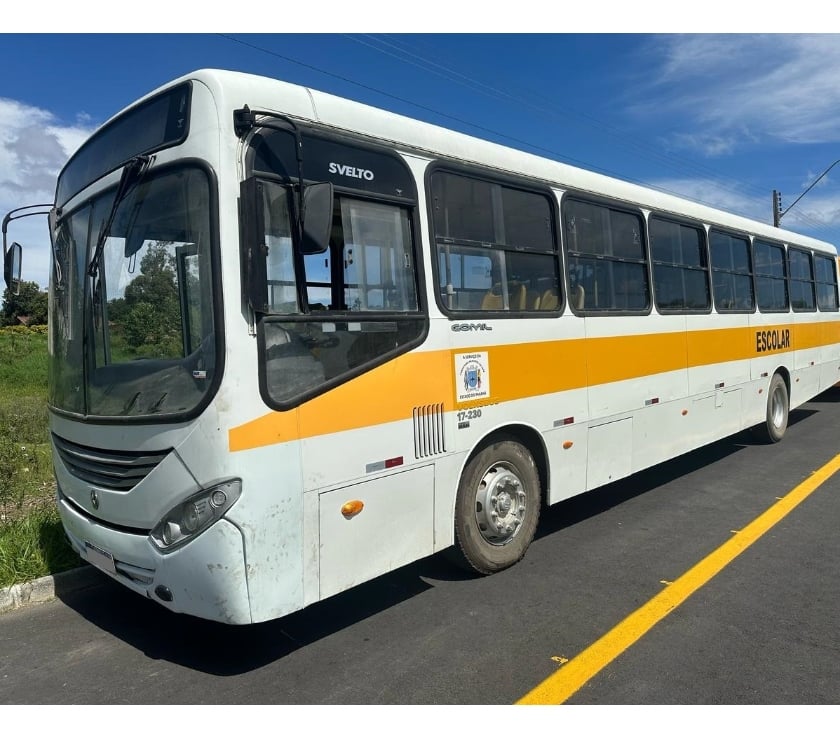 Ônibus usados Cidade Industrial de Curitiba Curitiba PR - Fotos para Onibus Urbano Comil VW 17-230 ano 2015 cód.9689
