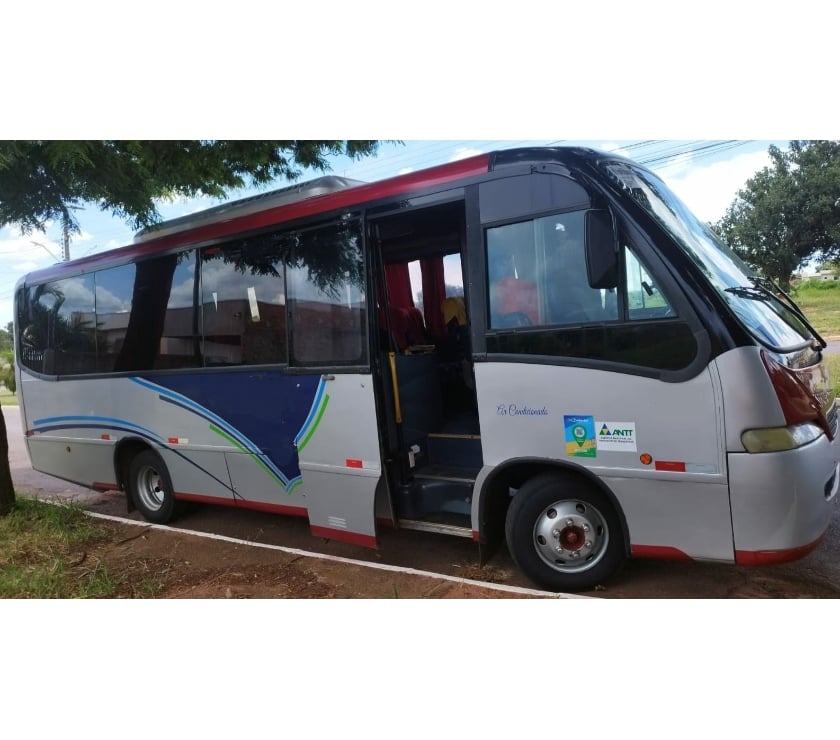  Ônibus Usados Venda Cidade Industrial de Curitiba Curitiba PR - Fotos para Micro Onibus Senior VW 8150 ano 2004 Cód.9697