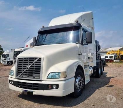 Caminhões usados Boqueirão Curitiba PR - images_alt_text Vendo Volvo NH12