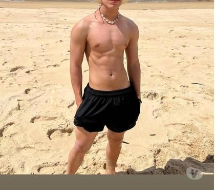 Homem procura Homem - Fotos para Sol verdadeiro educado romântico fiel