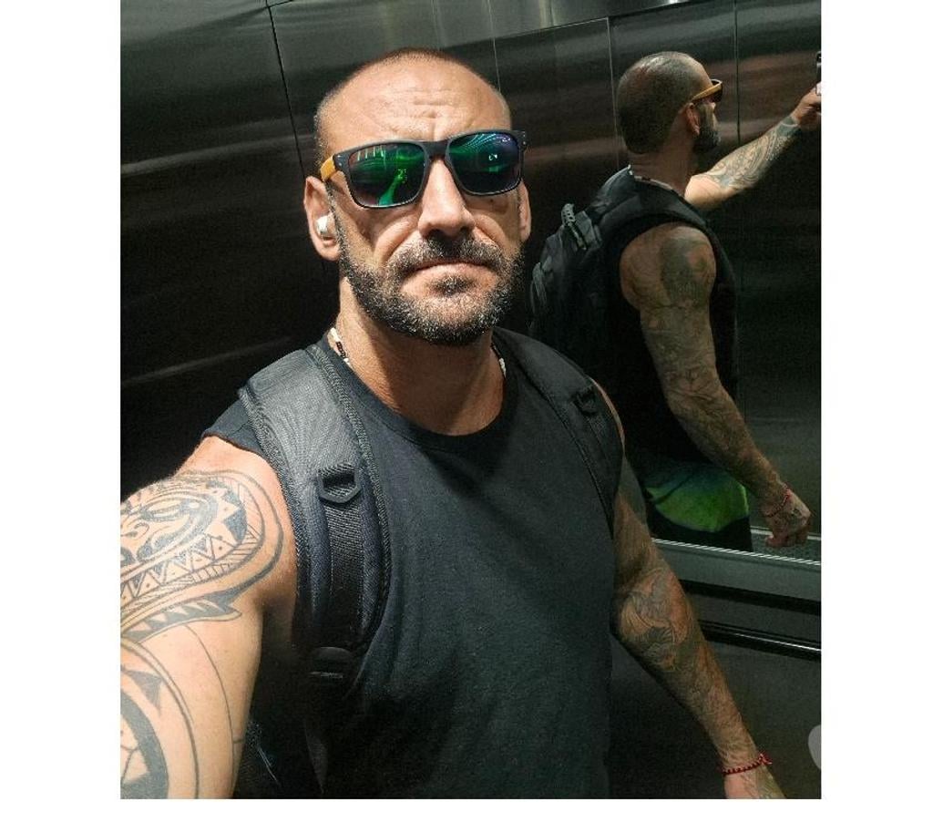 Acompanhantes masculinos Sao Paulo SP Mooca - images_alt_text Mineiro Dotado Tatuado