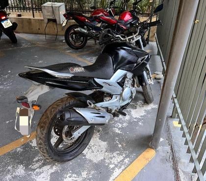 Motos a venda - Fotos para Fazer 250 ano 2012 ipva 2025 pago