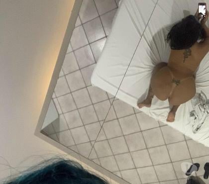 Acompanhantes - Fotos para Oii bruna sua cadela na cama