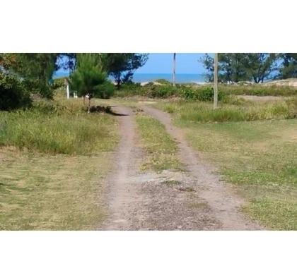 Terrenos a venda - Fotos para Terreno especial fica a 50 metros da Beira do Mar
