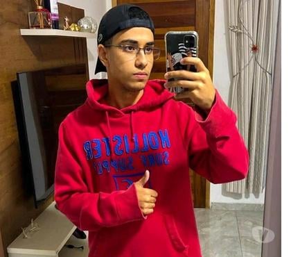 Homem procura homem - Fotos para Responsável educado sincero trabalhador e romântico