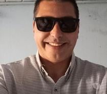 Homem 40 anos procura um amor