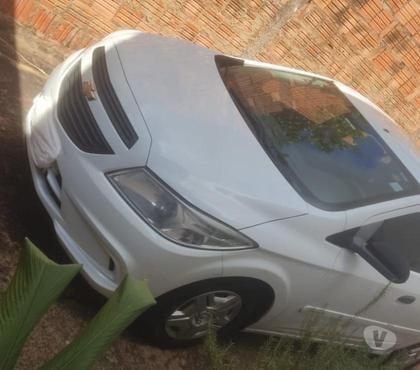 Carros usados - Fotos para Vendo prisma Joy 1.0 FLEX 37 mil km