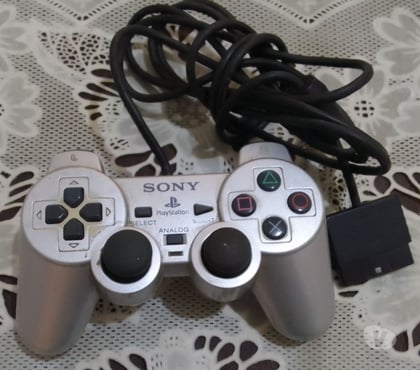 DVDs a Venda Venda Nova Belo Horizonte MG - Fotos para Controle Prata Original Do Playstation 2 SONY Serie (A ) Por