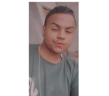 Homem procura homem - Fotos para Rapaz quer mamar