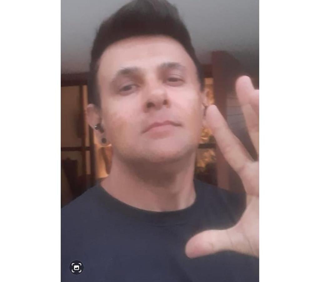 Acompanhantes masculinos Salvador BA Centro de Salvador - Fotos para CÉSAR, MASSAGEM C ALONGAMENTOS