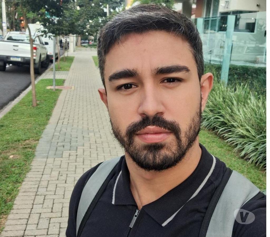Acompanhantes masculinos Curitiba PR Matriz - Fotos para Massagem Tantrica Nuru