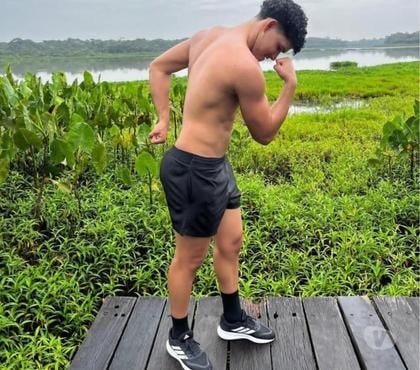 Sexo gay - Fotos para Oi sou uma pessoa pra frente a procura de experiências