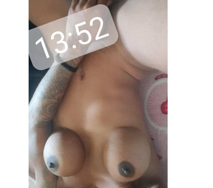 Acompanhantes - Fotos para Morena trans. Bem dotada