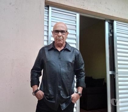 Homem procura mulher - Fotos para Me chamo Carlos solteiro 59 anos procuro uma mulher